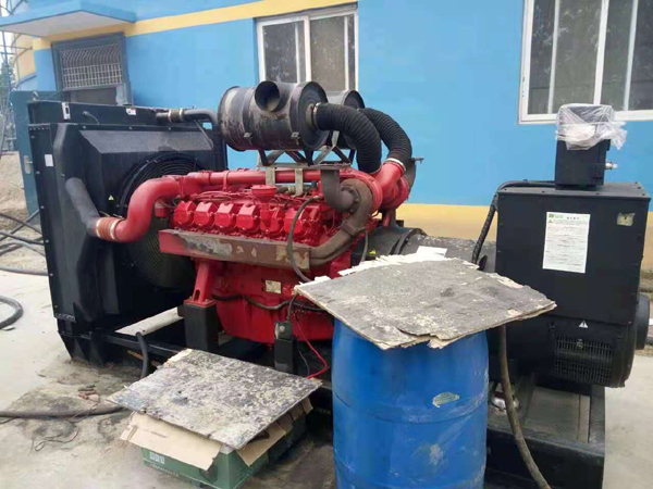 城区关于柴油发电机组水箱污垢的产生与清理